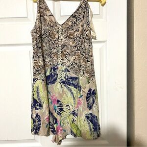 Umgee USA Floral and Hawaiian Romper size Small NWT